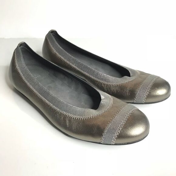 Stuart Weitzman Sz 10 Gold Leather Ballet Flats - Picture 1 of 8